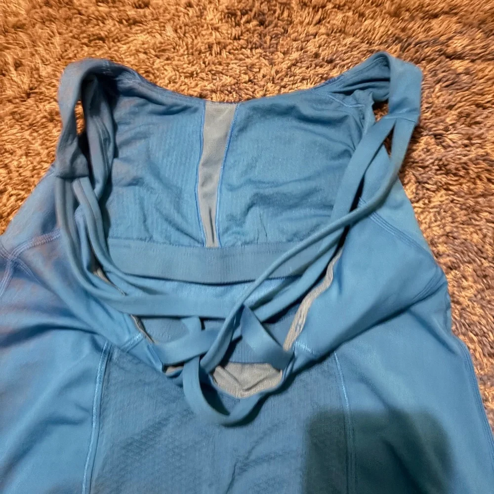 Lululemon blue tank with built in bra - Picture 4 of 4